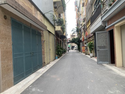 Bán đất mặt ngõ 95 phố Sài Đồng, gần hồ, kinh doanh dễ dàng, tặng nhà cấp 4 đang cho thuê 8 triệu 2