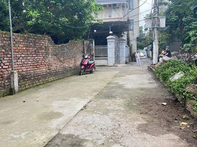 Quận hà đông lô góc - ô tô đỗ cửa 5m chỉ 1,0x tỷ nhanh thì còn ạ  - diện tích 37,1m  - khuôn thiết 2