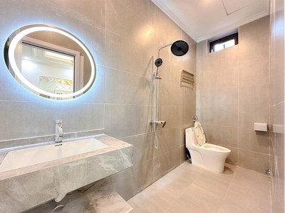 Bán nhà phố khúc thừa dụ - thiên lôi, vĩnh niệm, lê chân ô tô đỗ cửa, ngay gần aeon mall. 2