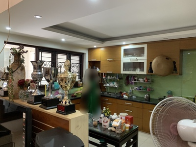 Bán nhà mặt tiền đường hồng lạc - lạc long quân, dt: 8.4x13m, 4 tầng -4pn, 17.9 tỷ 1