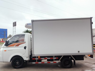 Hyundai poster h150 đông lạnh 1