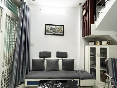 500m về quận 7, nhà 4 tầng 2 mặt tiền nội thất cao cấp ở ngay, thị trấn nhà bè 0