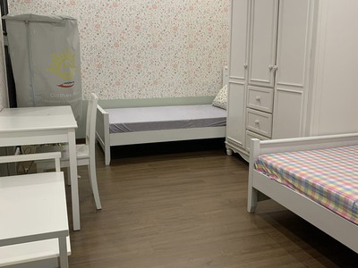 Bán chung cư sungrand lương yên, diện tích 85 m2, 2 ngủ 2 wc, giá 8.7 tỷ, ban công đông nam 0