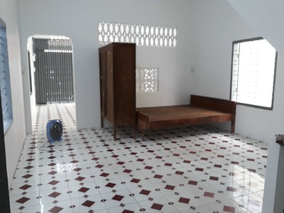Cho thuê nhà 120m2 số 14 đường Lê Quốc Trinh P.PTH, Q.Tân Phú 2