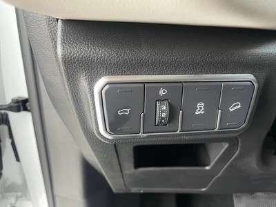 Cần bán xe oto 9