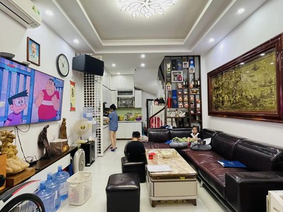 Gấp  bán nhà đẹp kim ngưu, hai bà trưng, 38m2x5 tầng, chỉ 6.4 tỷ 0