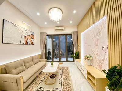 Bán nhà phố minh khai, 33m2 x 5 tầng , kinh doanh, 4 ,85 tỷ 2