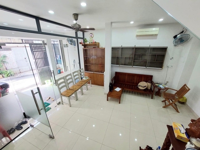 Bán nhà phú nhuận - đường nguyễn đình chính - 40m2 - chỉ 7,5 tỷ 0