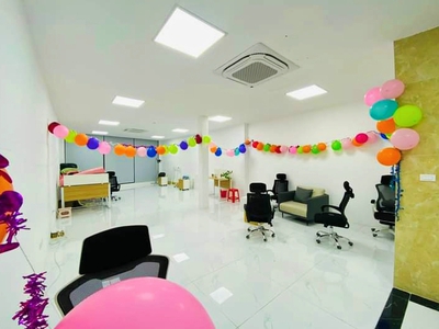 Nhà mặt phố Trần Vỹ 80m 7T giá 25 tỷ, lô góc vỉa hè, thang máy, KD, cho thuê 450tr/năm 0