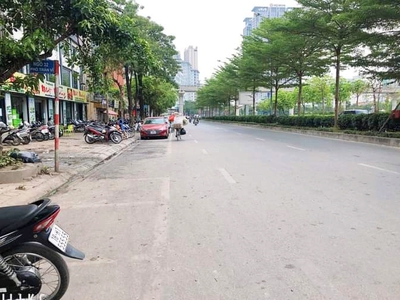 Nhà mặt phố Trần Vỹ 80m 7T giá 25 tỷ, lô góc vỉa hè, thang máy, KD, cho thuê 450tr/năm 2