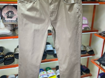 Tổng hợp những mẫu quần kaki mới đáp shop 6