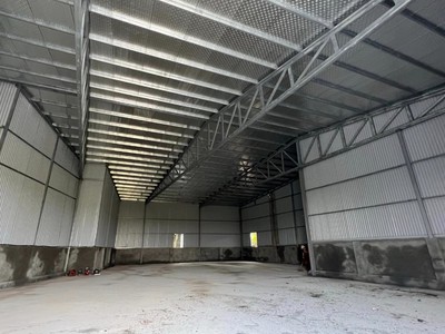 Cho thuê 1000m2 nhà xưởng đẹp gần ngã 3 tại thường tín hà nội 50k/m2 1