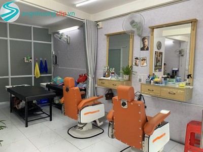 Quận 9   tp thủ đức   sang gấp salon tóc decor mới toàn bộ , thích hợp làm salon   nail   spa, 0