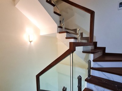 Chính chủ cho thuê căn nhà 6 tầng mới xây tại mỹ đình. 1