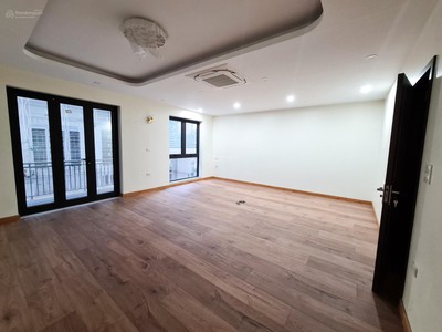 Chính chủ cho thuê căn nhà 6 tầng mới xây tại mỹ đình. 2