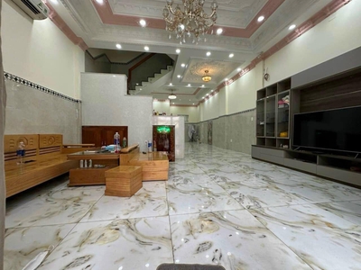 Chủ cần bán gấp nhà mặt tiền đường nguyễn văn quỳ - quận 7 - dt 100m2 giá 9,7 tỷ thương lượng 1