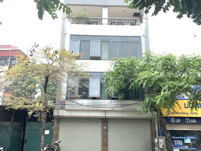 Cho thuê nhà mặt đường lớn 2
