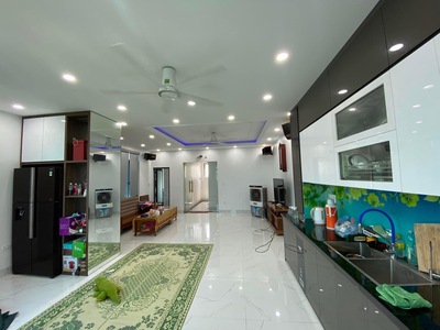 Lk lô góc mậu lương kiến hưng 50m2, 4m tiền thang máy xịn, nhà đẹp ở luôn, nhỉnh 10 tỷ. 4