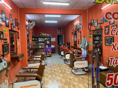 Mình cần sang lại tiệm tóc nam vị trí đắc địa khu vực sầm uất, dân cư tập trung đông đúc, gần chợ 1