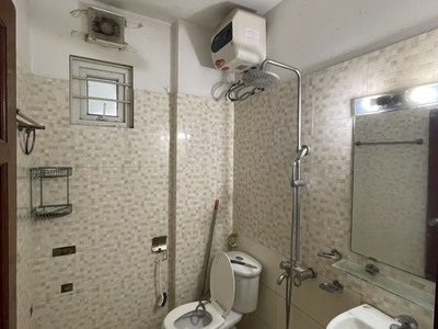 Cho thuê nhà 30m2x5.5 tầng ở ngõ 132 đường Cầu Giấy 3