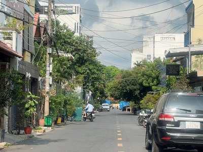 Nhà phố 5 lầu hiếm hẻm 220 nguyễn oanh 92m2 có hầm gần chợ căn cứ kd tốt 14 tỷ. 2