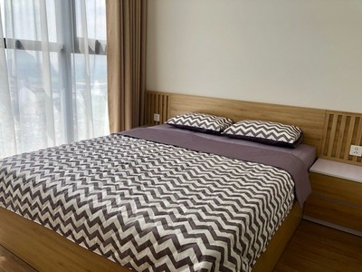 Cho thuê căn hộ phố chùa bộc dt 60m tầng 3 giá 8 triệu 0
