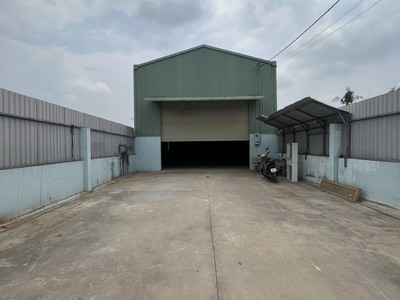 Xưởng hơn 400m2 giá rẻ, đường xe tải, sẵn 3fa, gần quốc lộ, mộc, cơ khí 4