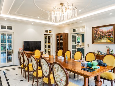 Bán biệt thự 250m, 4 tầng, giá 159 tỷ nguyễn gia thiều, hoàn kiếm 2