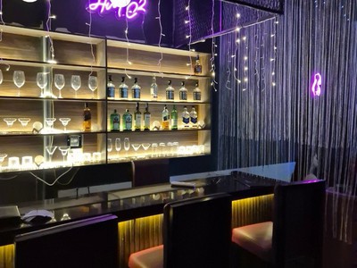 Sang nhượng quán bar 2 tầng khu phố hàn phạm văn đồng ,đà nẵng 1
