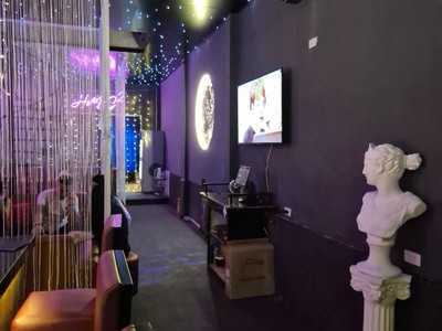 Sang nhượng quán bar 2 tầng khu phố hàn phạm văn đồng ,đà nẵng 0