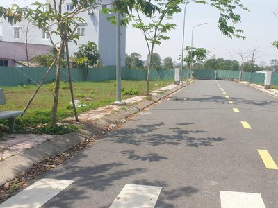 Đất đẹp - giá tốt - chính chủ cần bán lô đất vị trí đẹp tại thị trấn tân túc,bình chánh,hcm 2