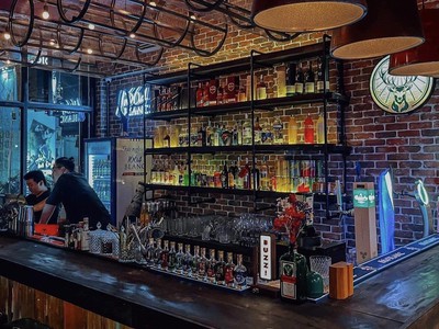 Cho thuê mặt bằng beer garden   nhà hàng  lầu 2 mặt tiền trần não quận 2 1