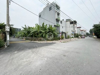 Đất Vàng còn sót lại 129,5m2, lô góc, mặt tiền siêu khủng tại Làng Vàng, Cổ Bi. Đường rộng 10m 0