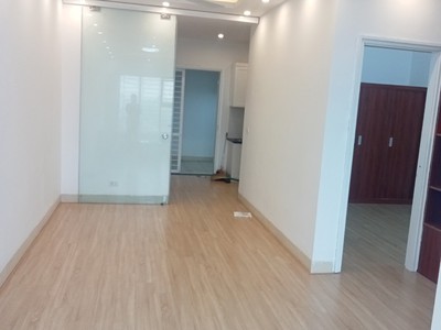 Bán gấp căn 2 ngủ 70m2 tòa 19T3 Kiến Hưng 2.xx tỷ bao thuế phí. 2