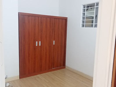 Bán gấp căn 2 ngủ 70m2 tòa 19T3 Kiến Hưng 2.xx tỷ bao thuế phí. 3