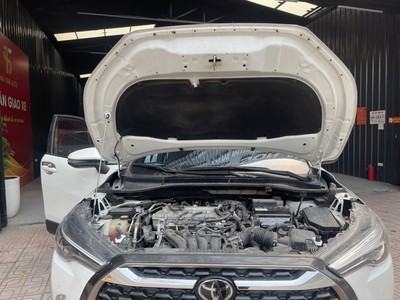 Cần bán nhanh Toyota Cross 2021 bản V 6
