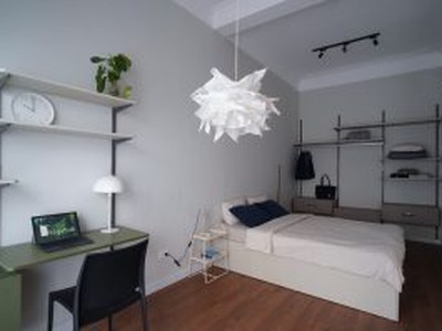 Chính chủ cho thuê cán hộ dịch vụ, trung tâm, yên tĩnh, thân thiện 0