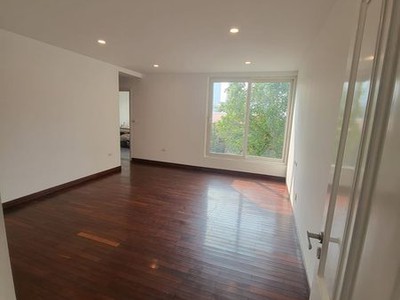 Chính chủ cho thuê nhà tại phố quảng an, tây hồ dt140m2 x 4 tầng giá chỉ 30 triệu 1