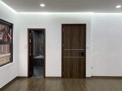 Bán tòa nhà vip cầu giấy view hồ mới đẹp oto tránh vỉa hè kd thang máy 95m2 x 6t.24 tỷ 1