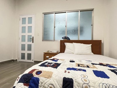 Phòng chdv cho thuê, hẻm to ngay trung tâm phú nhuận, ngay gần center point, đầy đủ tiện ích 0