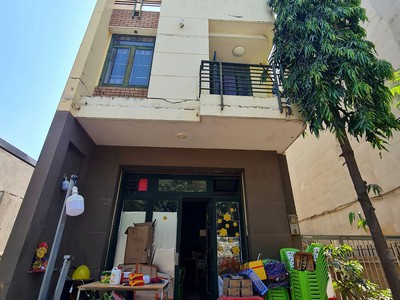  cho thuê mặt bằng đường gò cát, phường phú hữu, quận 9 - diện tích sử dụng 480m2 - giá rẻ như 0