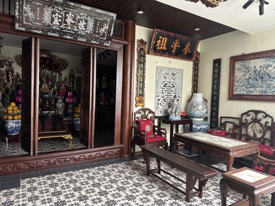 Tòa vp 169m2 x 10t, mt 8m, doanh thu 2,4 tỷ/năm, phố nguyễn hoàng tôn. 88 tỷ. 4