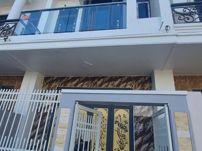 Chính chủ thân gửi bán căn nhà đẹp - gía tốt tại ngõ đường kênh phường cửa bắc nam định 0