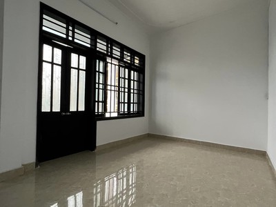Bán nhà 3 tầng lô góc đẹp gần công viên Bạch Đằng, TP HD, 61.5m2, đường ô tô, giá tốt 8