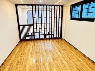 Bán nhà đông thiên 30m 5 tầng xây mới chỉ 3.15 tỷ 2