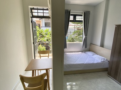 Cho thuê studio full nội thất có ban công thoáng mát ngay tại Trần Kế XươngPhú Nhuận 8