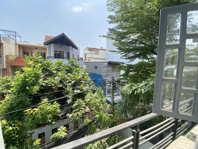 Cho thuê studio full nội thất có ban công thoáng mát ngay tại Trần Kế XươngPhú Nhuận 3