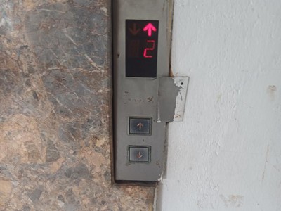 Bán căn hộ tầng 2 khu A Giảng Võ, Ba ĐÌnh, 2 ngủ, có thang máy, thoáng mát, dân trí cao, an ninh tốt 4