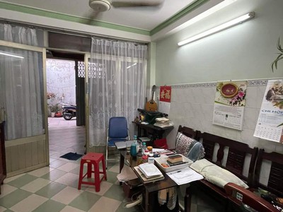 Lạc long quân phường 3 quận 11. 1