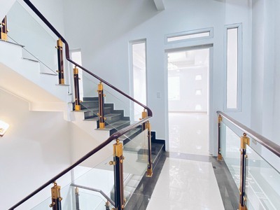 Mặt đường bùi tự nhiên 68 m x 4 tầng hướng nam mát mẻ 3